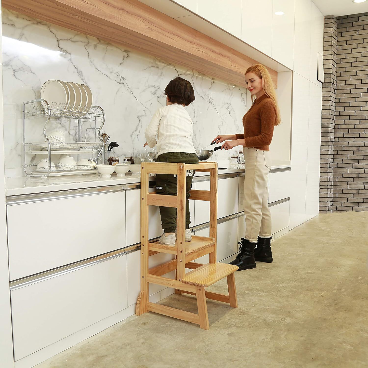 Adjustable Height Ladder Stool - Toddler Learning Tower recension och pris